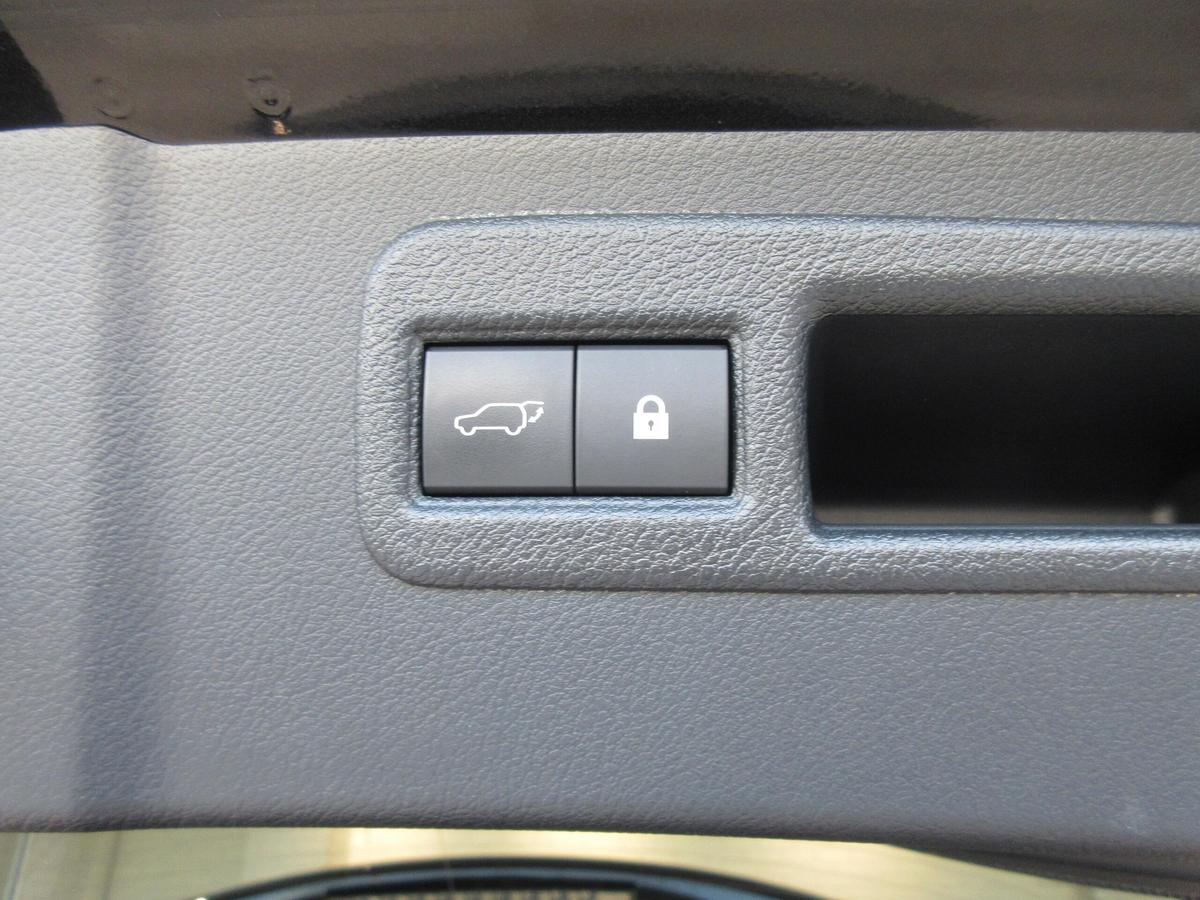 レクサス  NX