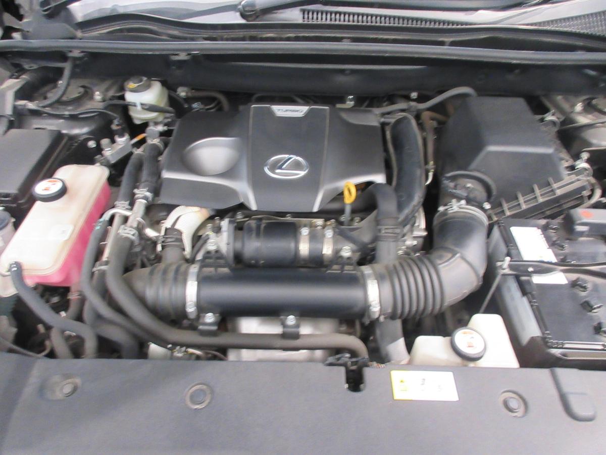 レクサス  NX