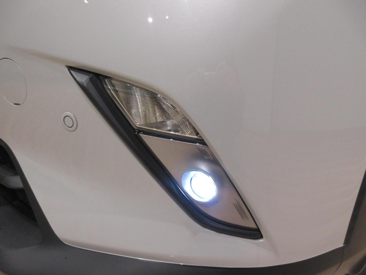 マツダ  CX-3