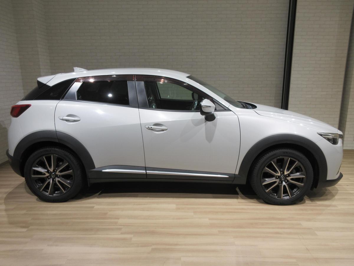 マツダ  CX-3