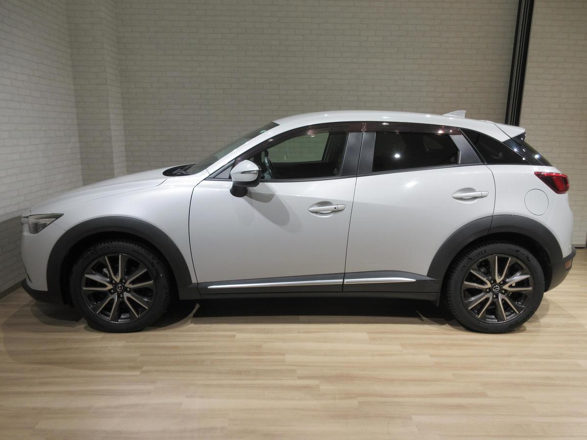 マツダ  CX-3