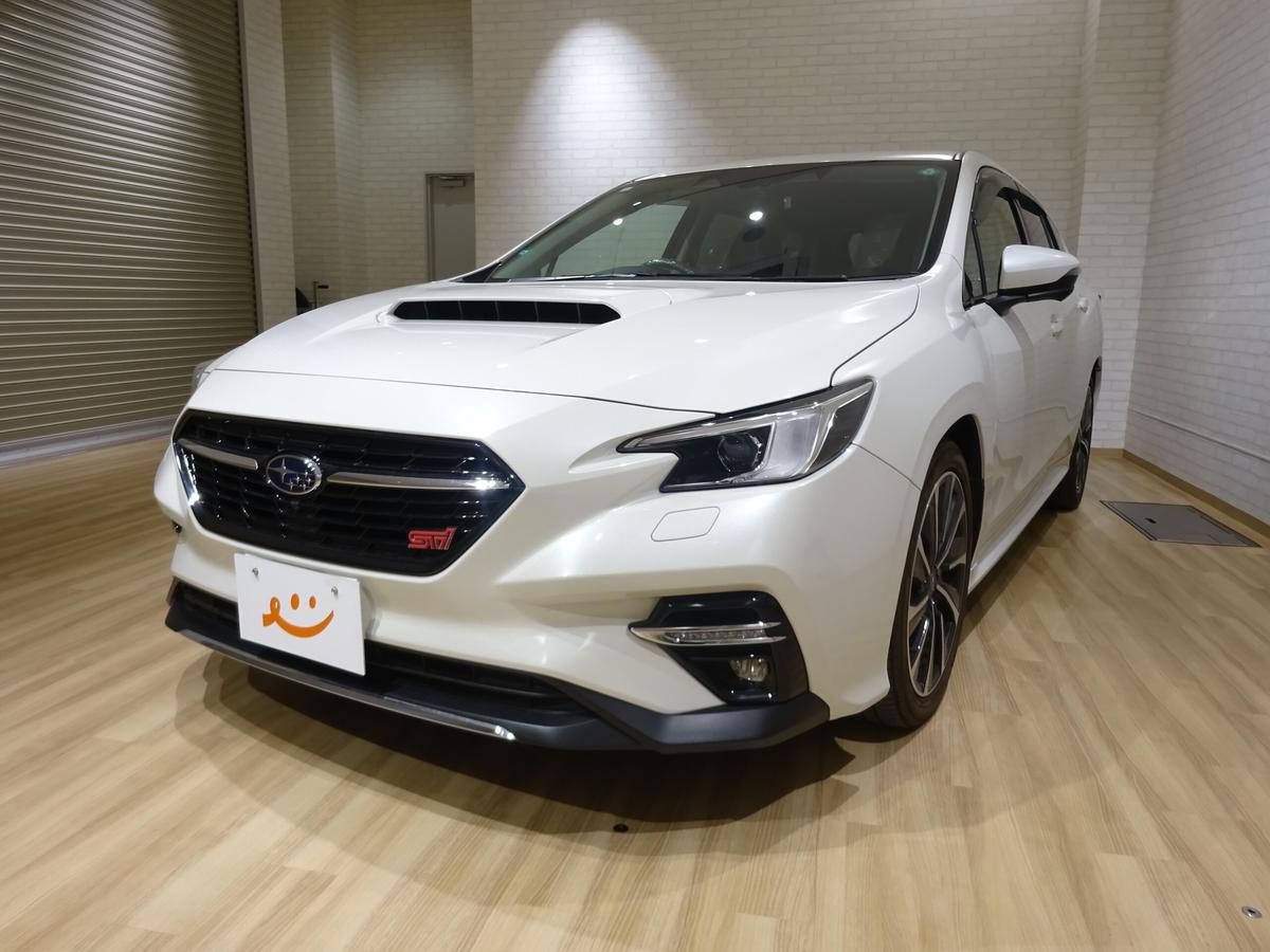 スバル  レヴォーグ