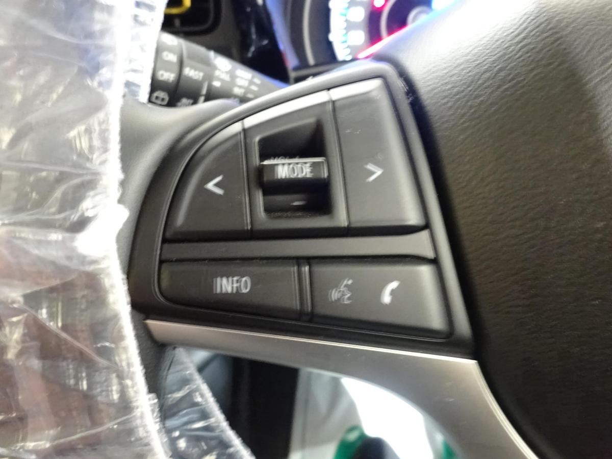 スズキ  ハスラー